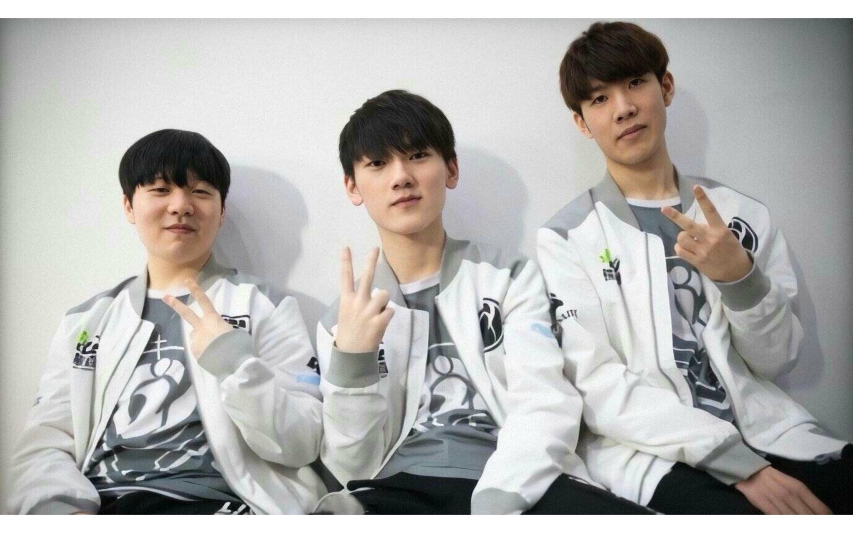 则是英超今